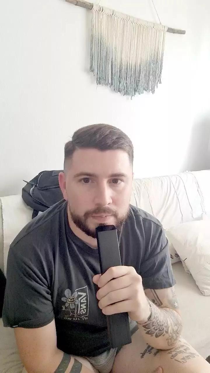 Papionfire on Cam4 