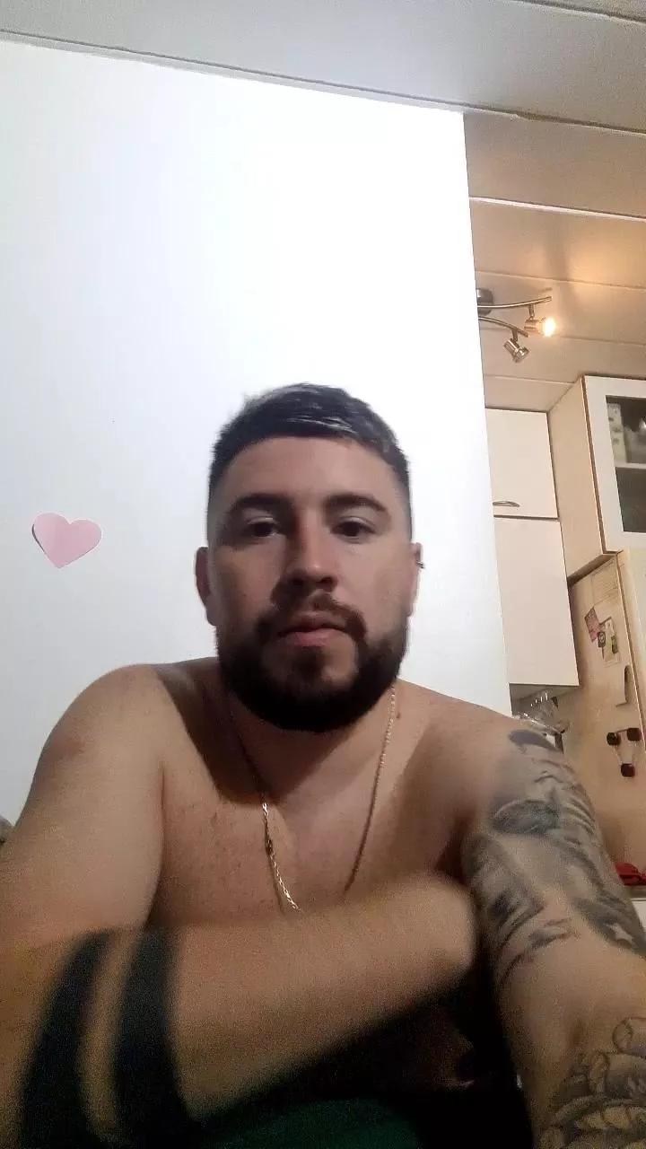 Papionfire on Cam4 