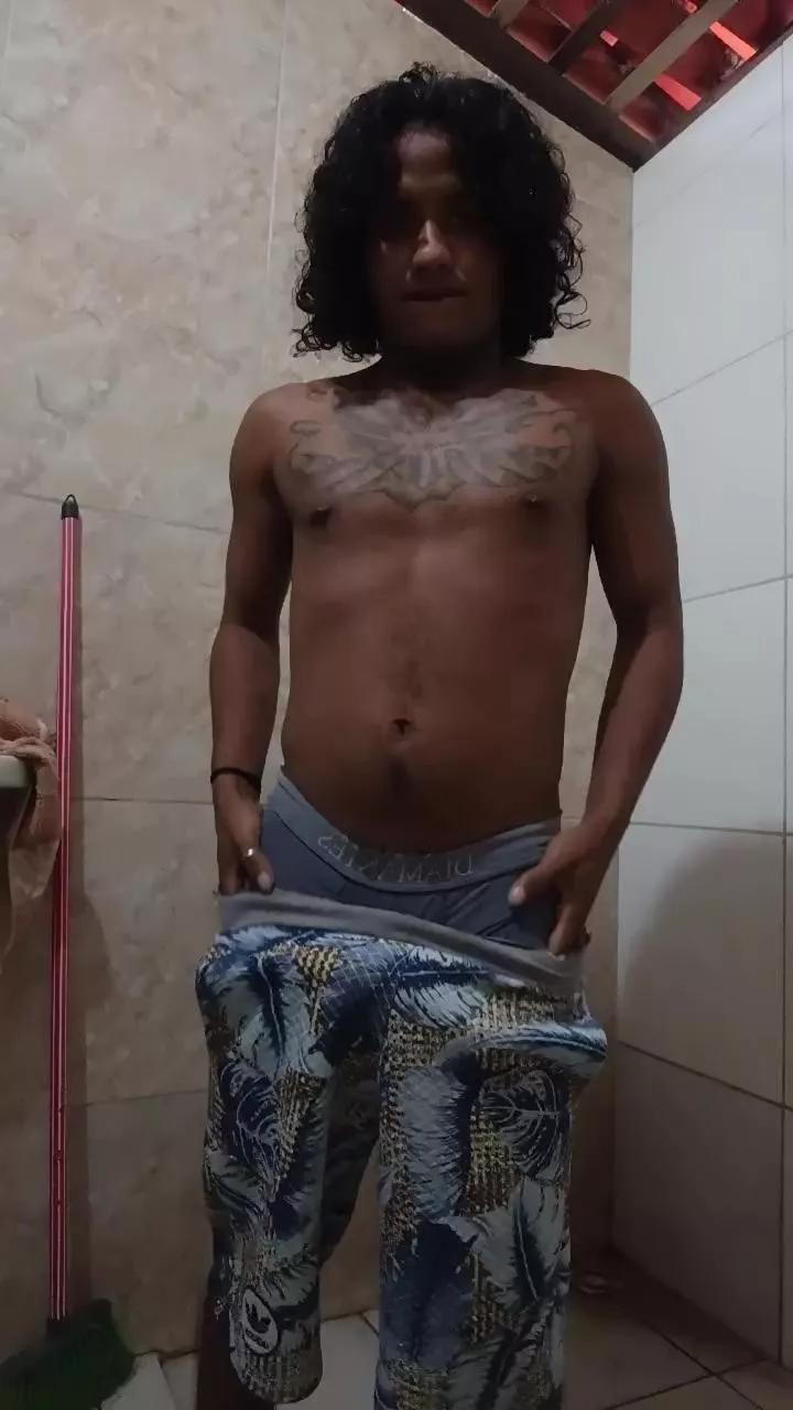 Pauuloo on Cam4 