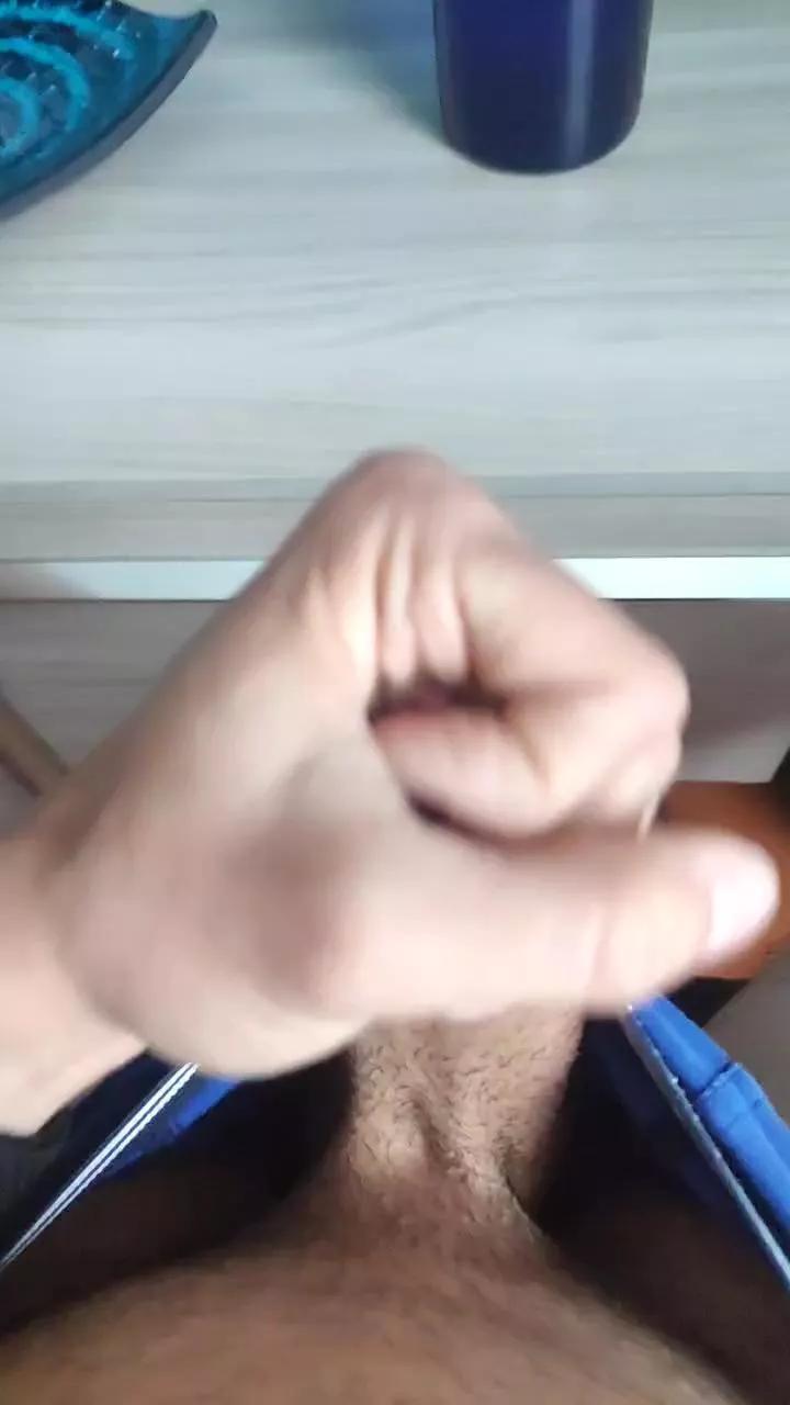perroloco68 on Cam4 