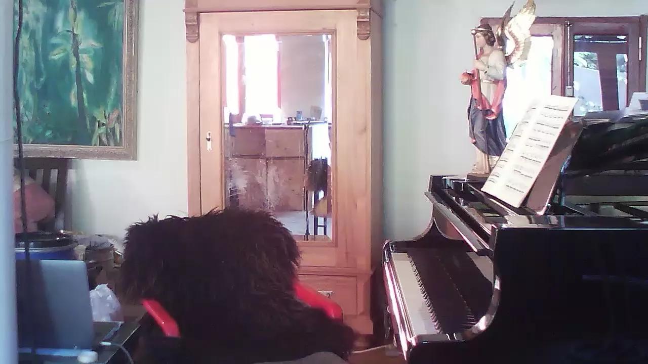 PianoTobe on Cam4 