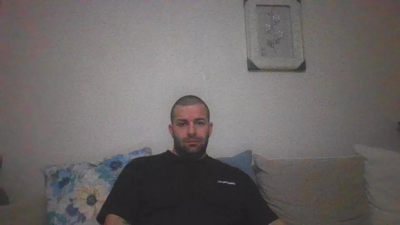 pigeon1111 on Cam4 