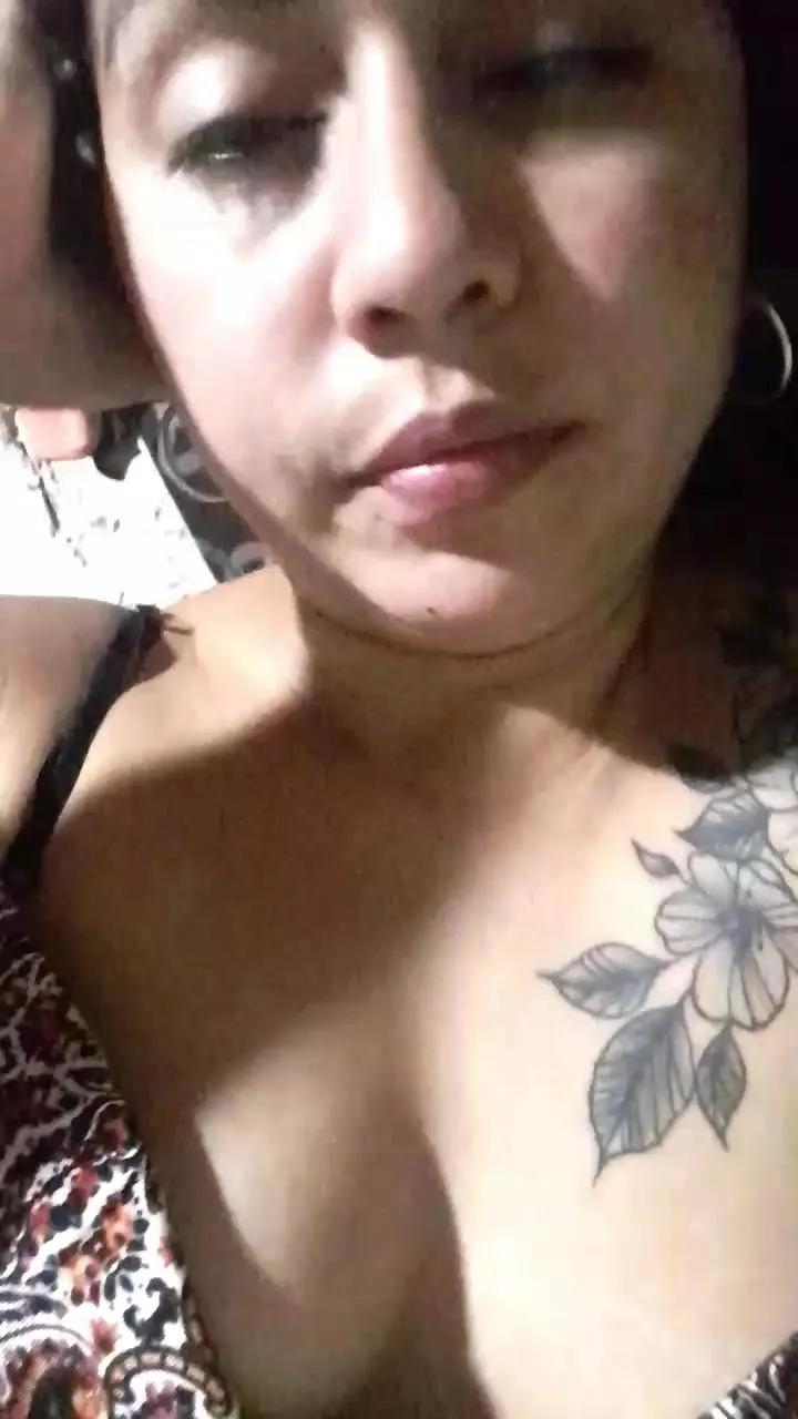 pilar34 on Cam4 