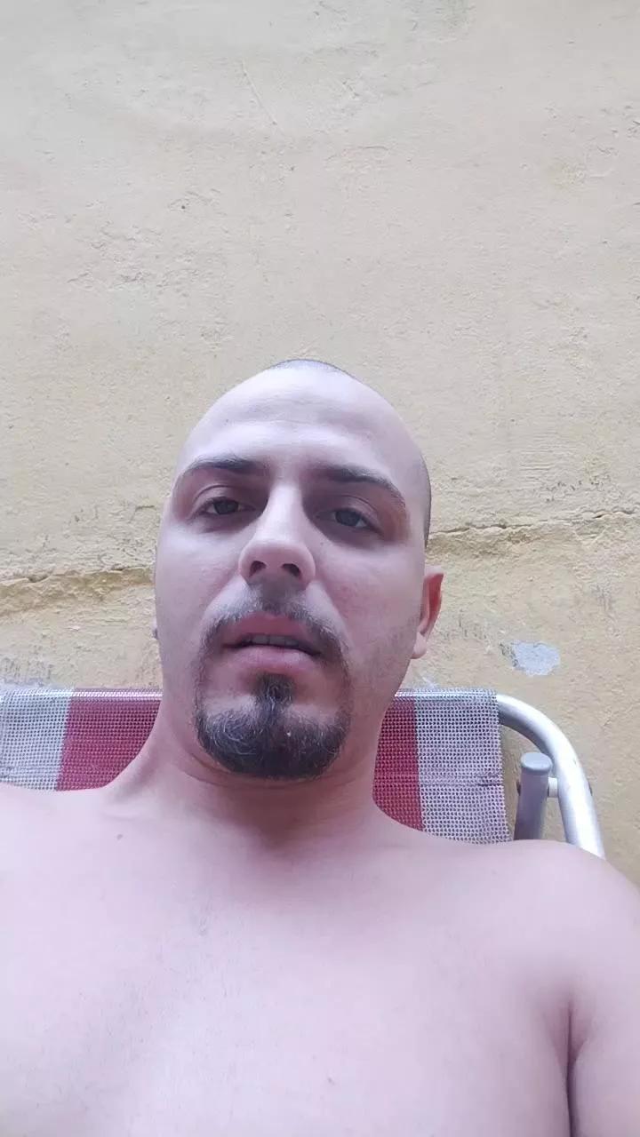 Pirocadiira on Cam4 