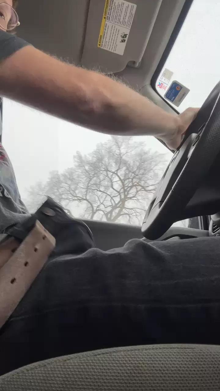 Plsurbull on Cam4 