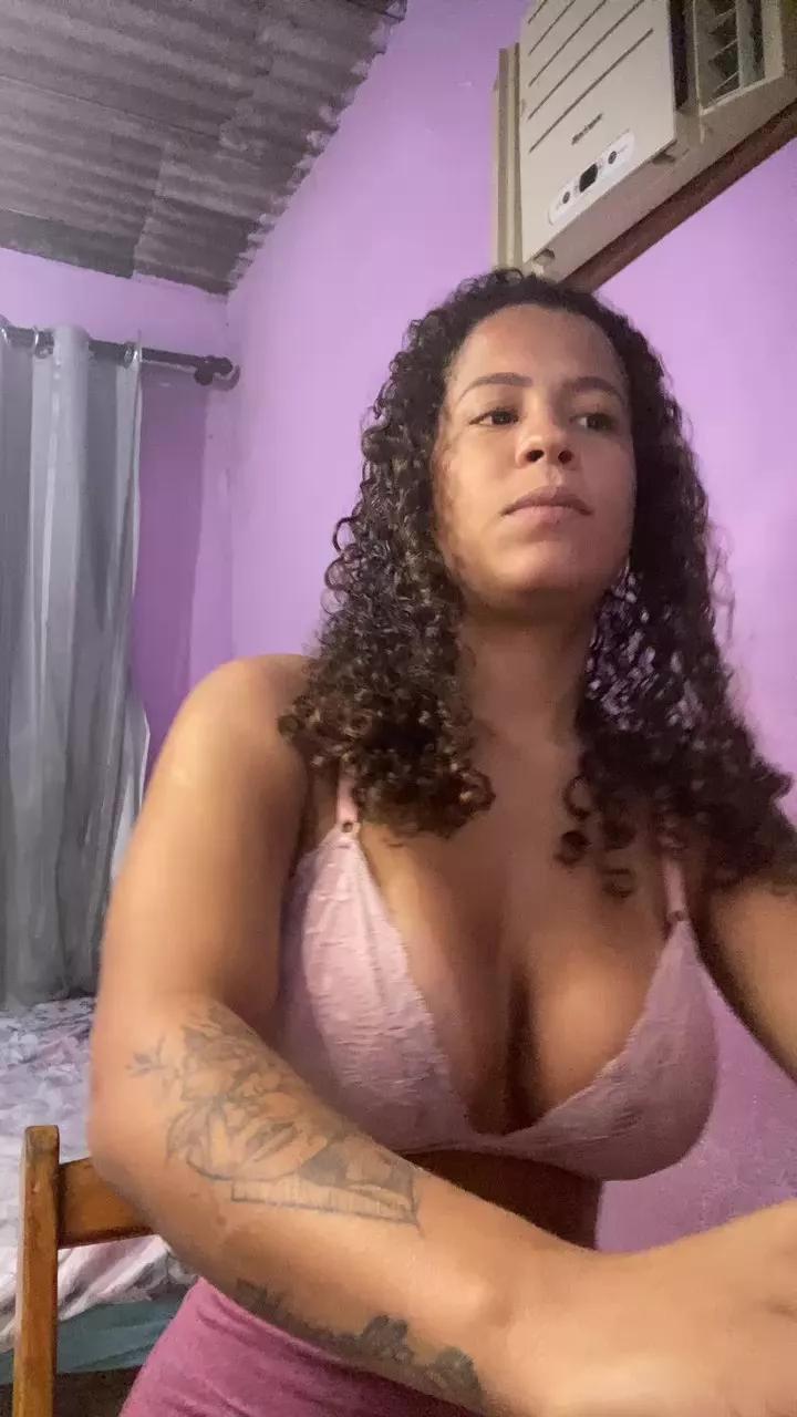Privadinha on Cam4 