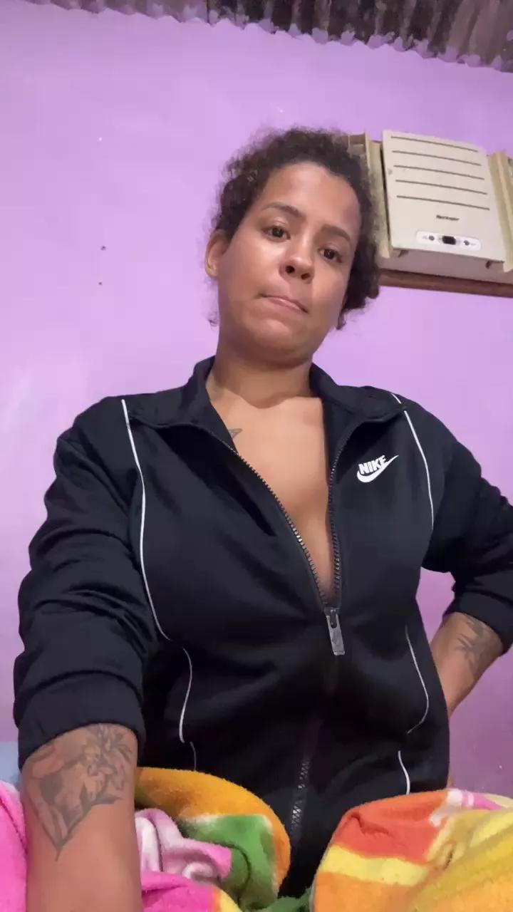 Privadinha on Cam4 