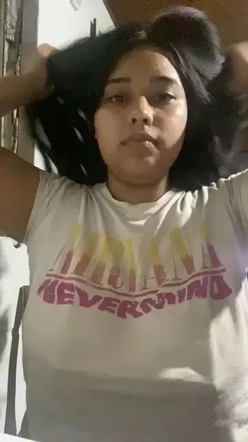 Queen1992 on Cam4 