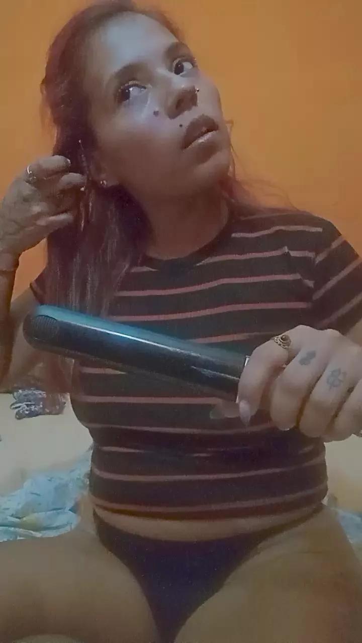 Riirii93 on Cam4 