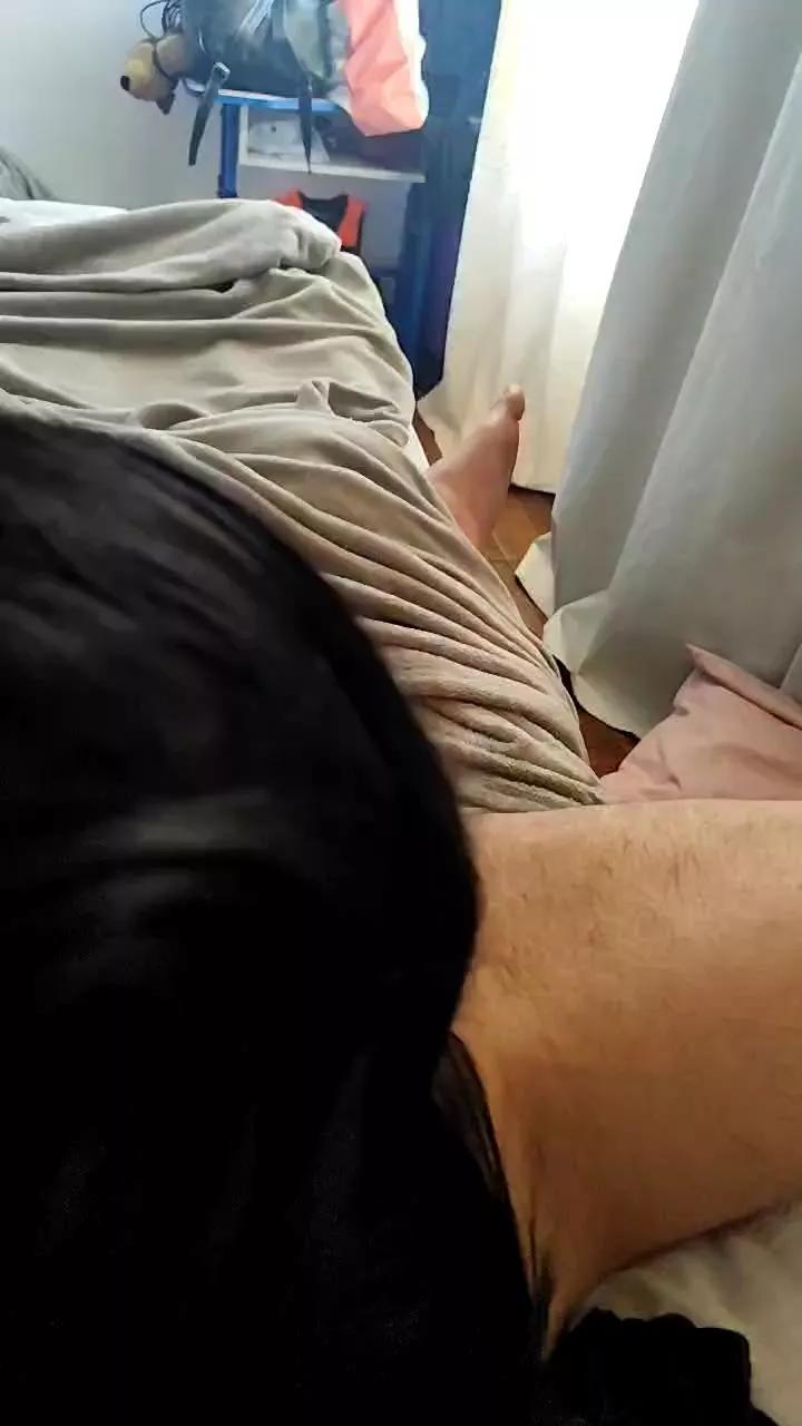 ryan23_hot on Cam4 