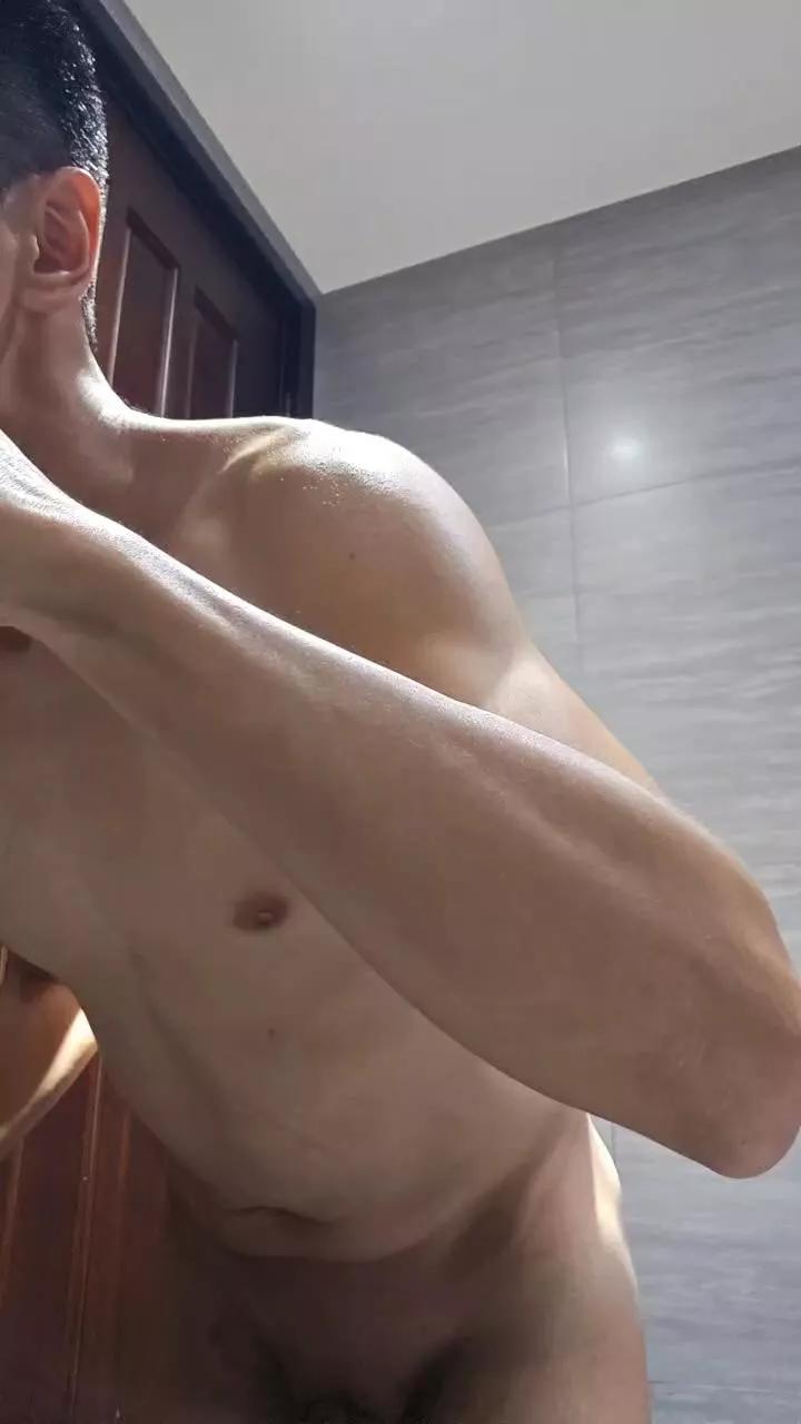 sanserif on Cam4 