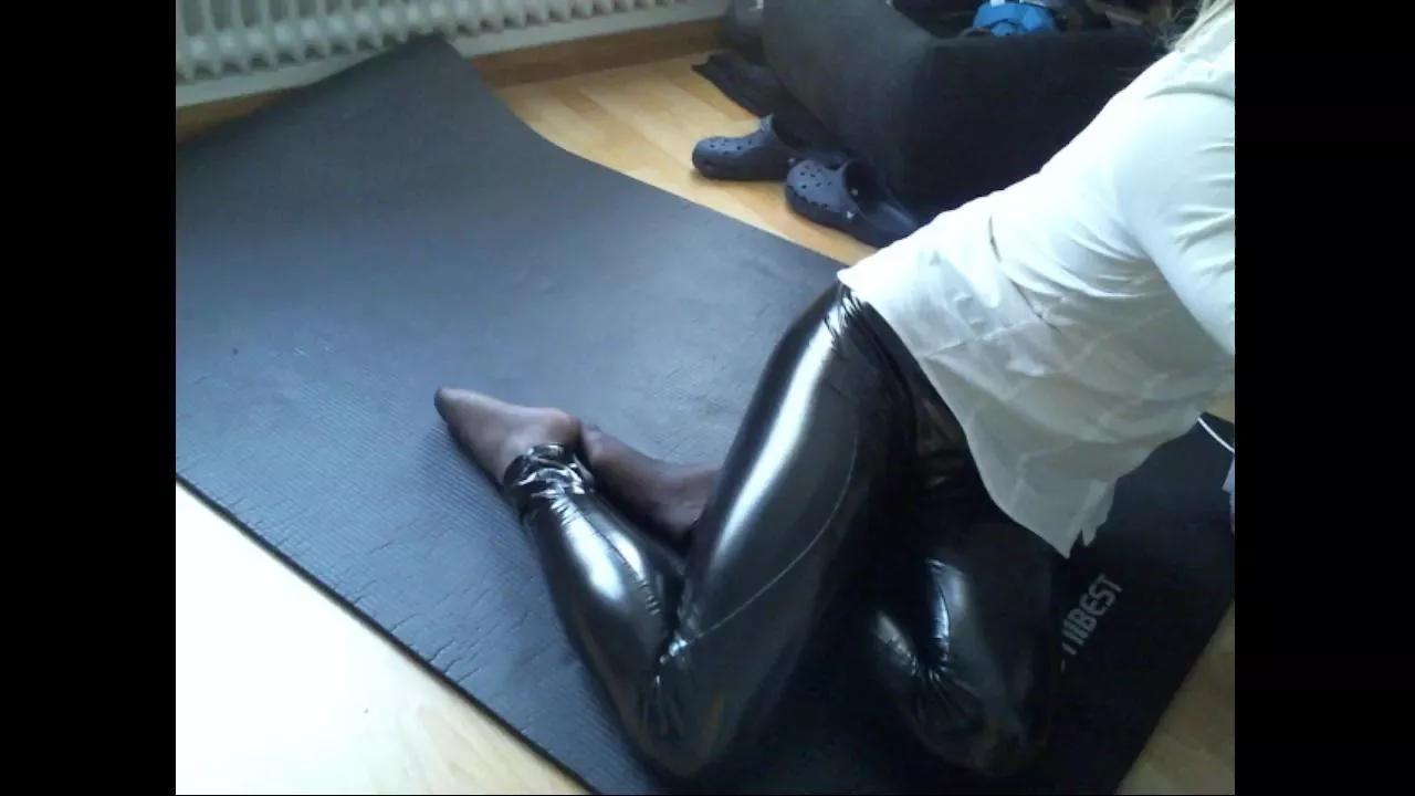 selfbond on Cam4 
