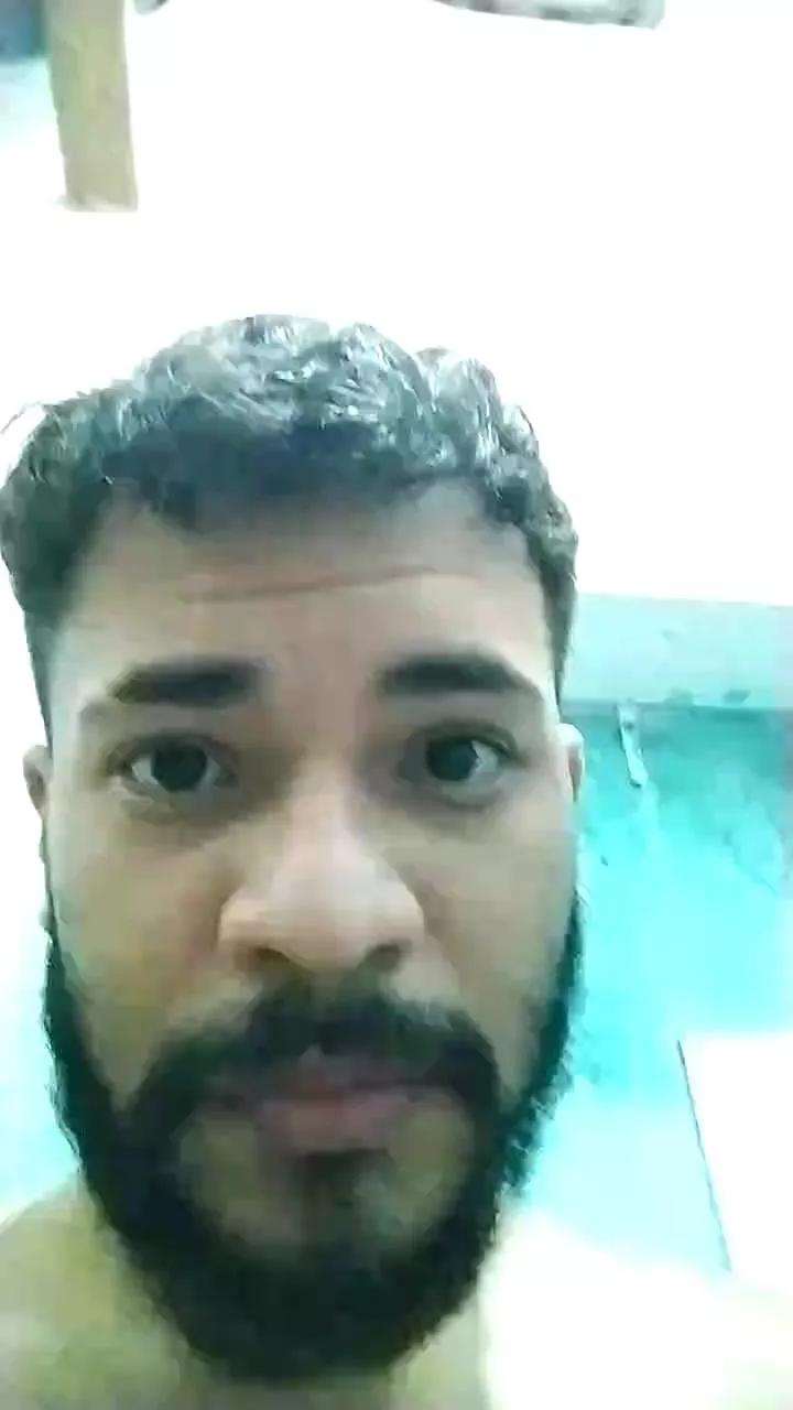 Spiderfindom on Cam4 