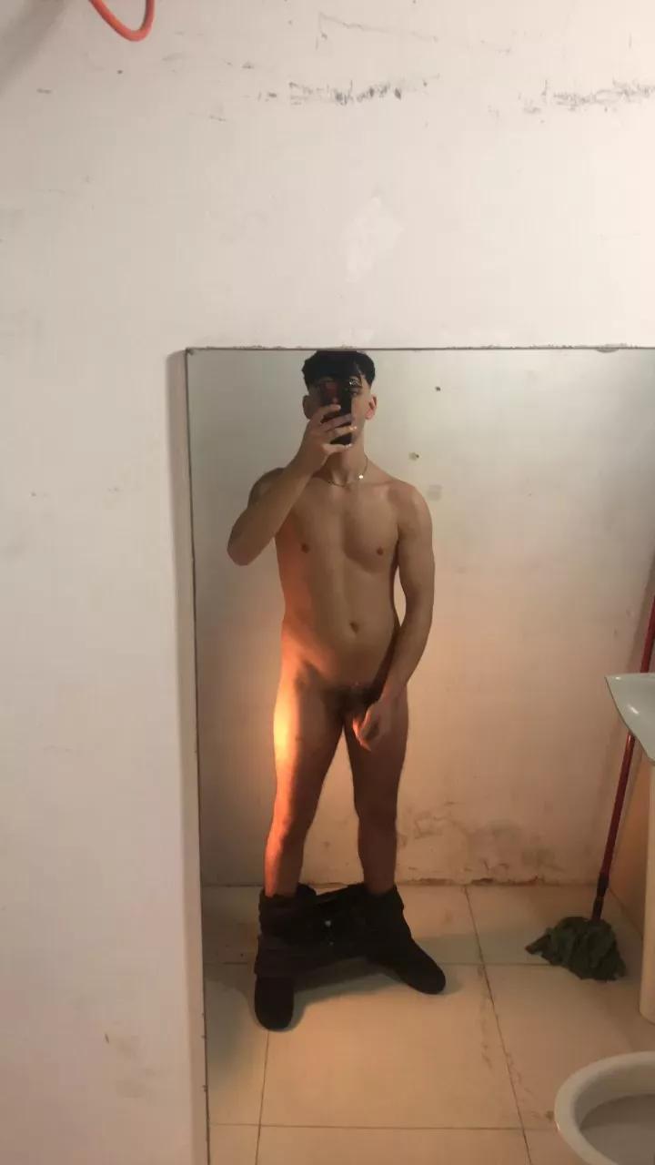 Squalo025 on Cam4 