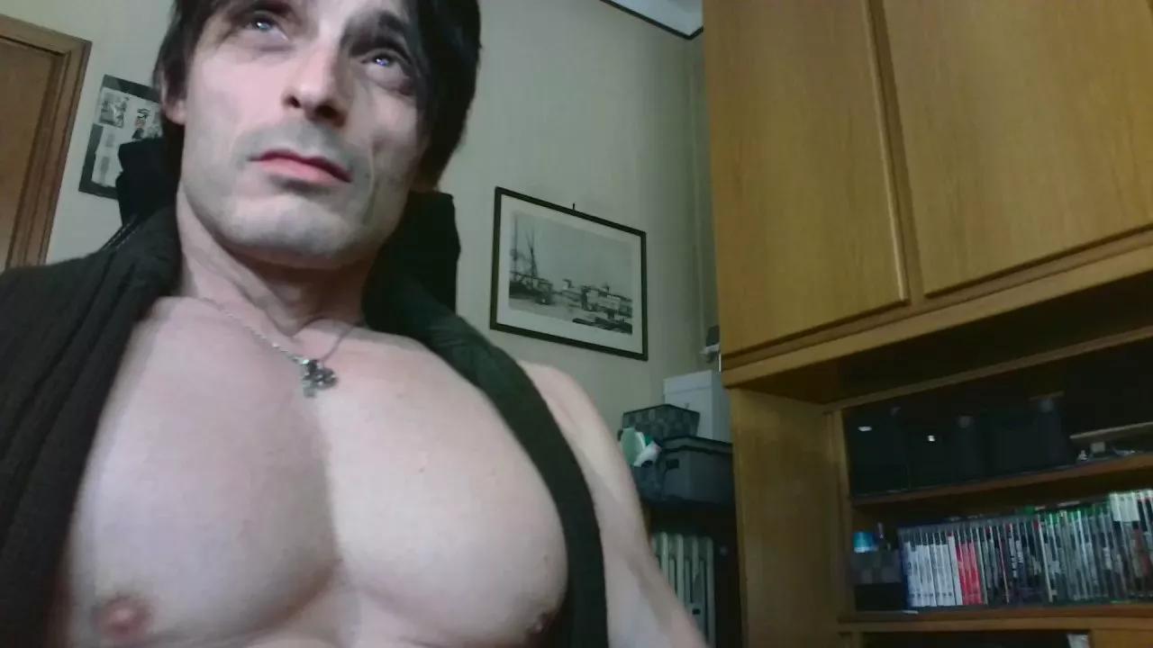 Stripper1977 on Cam4 