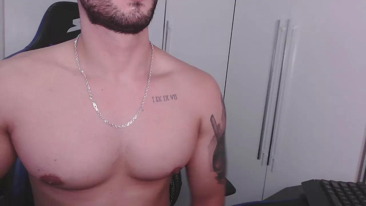 SuperBoyG on Cam4 