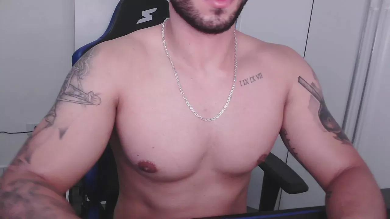 SuperBoyG on Cam4 