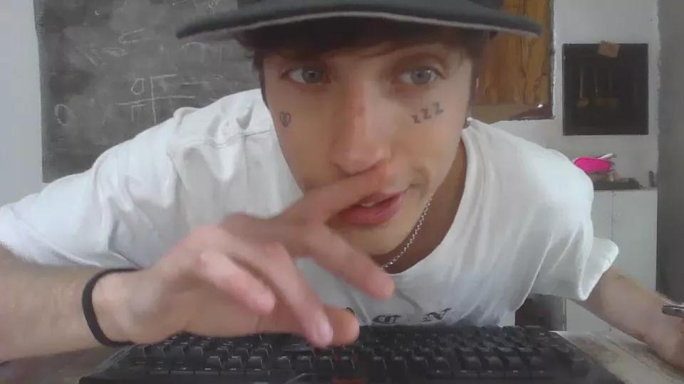 Tatelover on Cam4 
