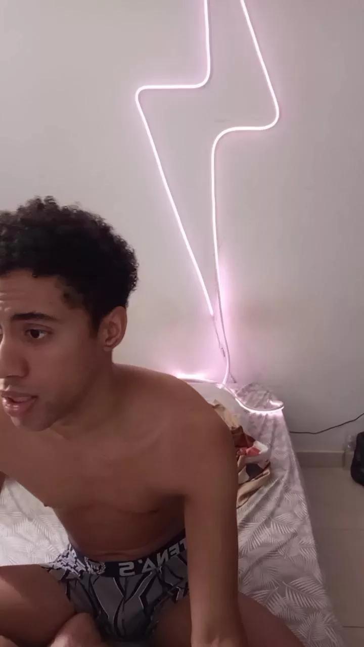 The_cute_guys on Cam4 