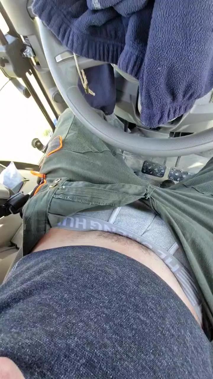 TheLastBebos on Cam4 