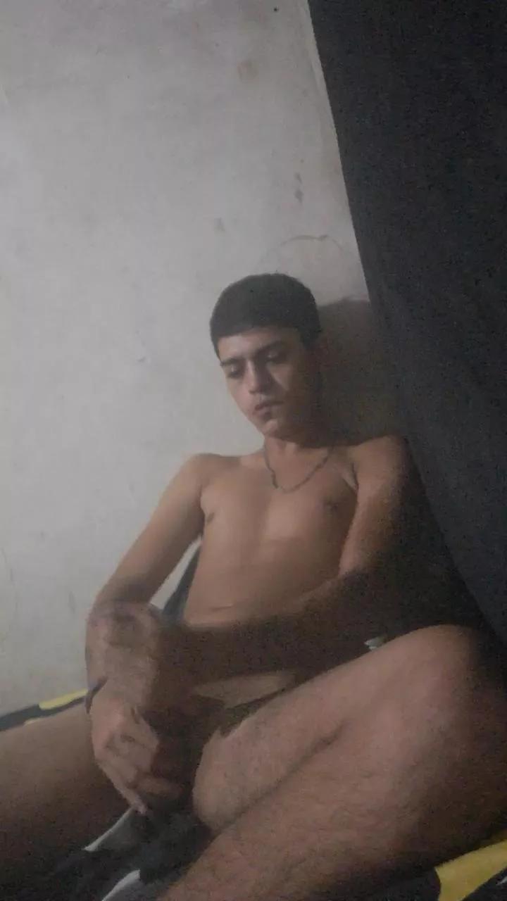 Thiagom00 on Cam4 