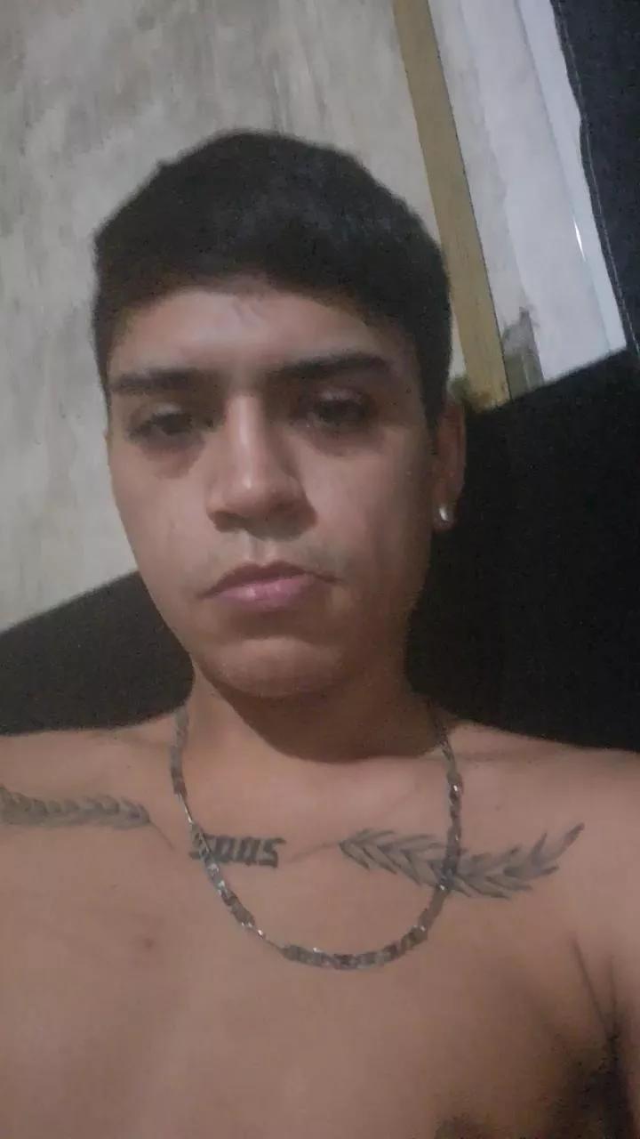 Thiagom00 on Cam4 
