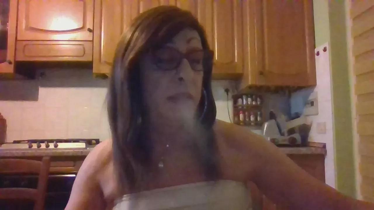 Tiabet on Cam4 