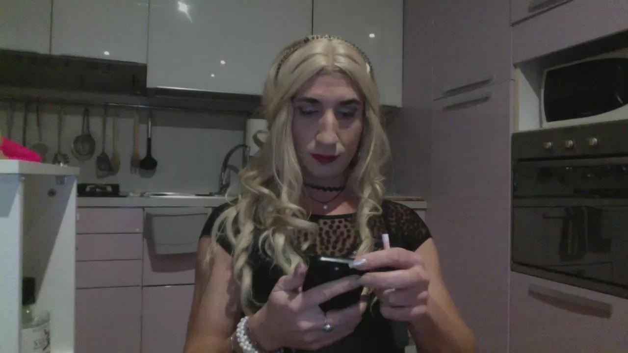 valentainy on Cam4 