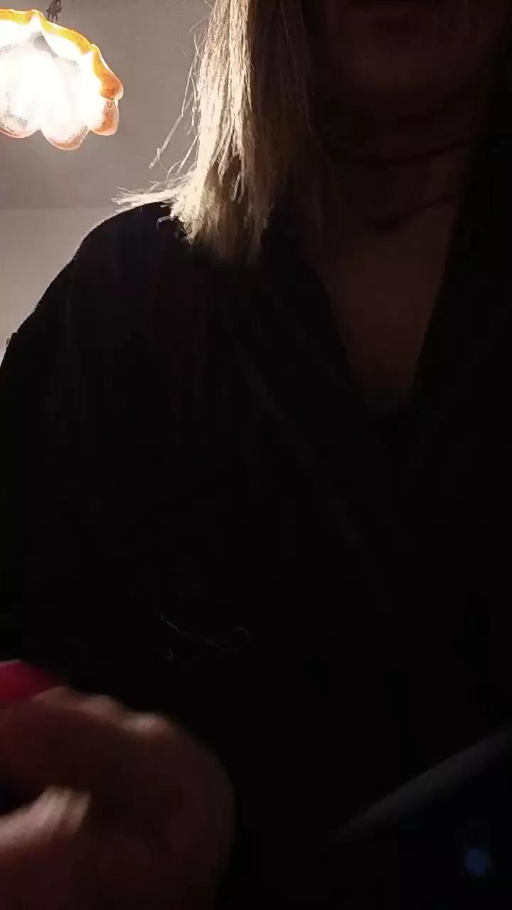viola_viola on Cam4 