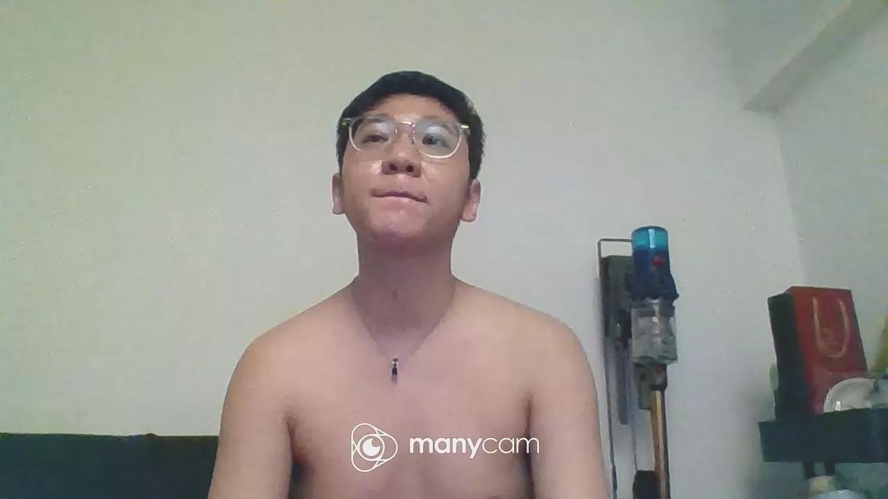 yoke on Cam4 