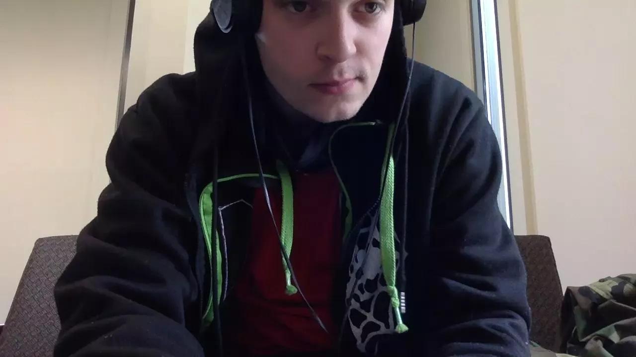 yourmine427 on Cam4 