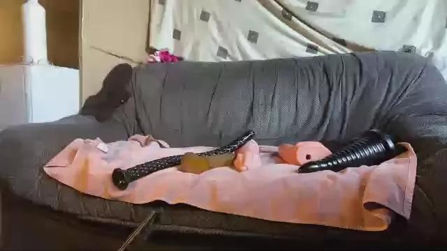 Zeigegeiler69 on Cam4 