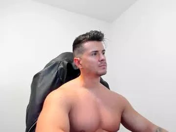 Freechat alphagodleatherking92 on Chaturbate