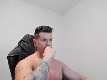 Freechat alphagodleatherking92 on Chaturbate