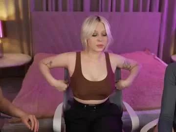 bright_diamonds_054 on Chaturbate 