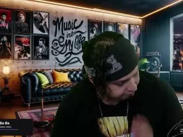 chinoroz on Chaturbate 