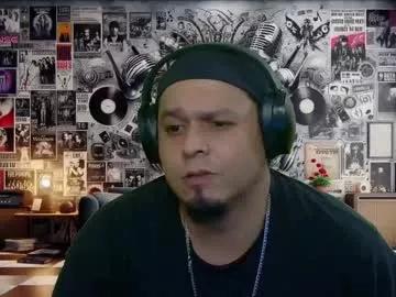 chinoroz on Chaturbate 