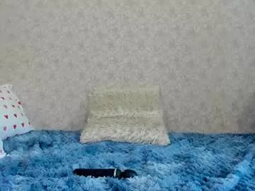 Freechat crystalnut on Chaturbate