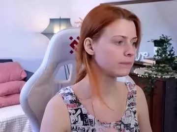 Freechat doll_lesli on Chaturbate