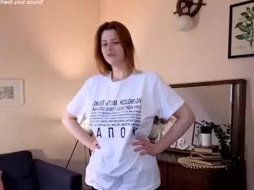 Freechat doll_lesli on Chaturbate