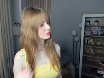 Freechat icyhoneybite on Chaturbate