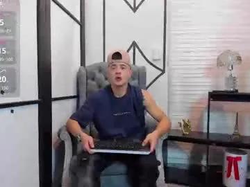 Try Chaturbate's Juniormorris_ juniormorris_ from Chaturbate