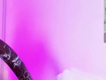 Freechat kristal_blond on Chaturbate