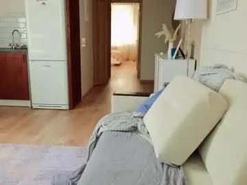 Explore cute camwhore Kristinedean kristinedean from Chaturbate