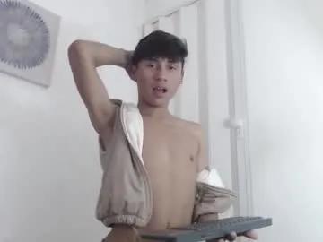 Discover Lian_ross, he wants to masturbate for you lian_ross from Chaturbate