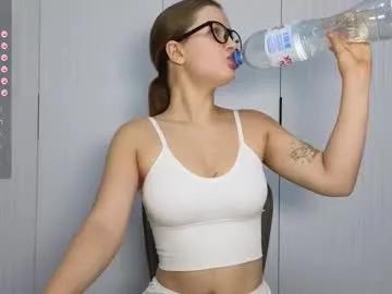 Freechat likesunshine_ on Chaturbate