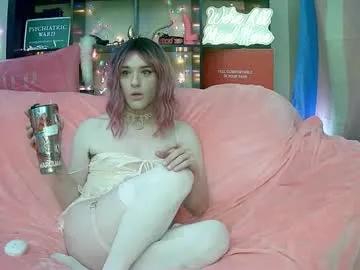 Masturbate to slutty camslut Lillyvtrap lillyvtrap from Chaturbate