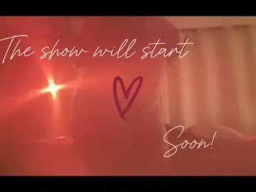 little_maeve on Chaturbate