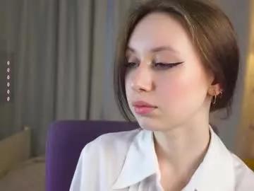 lynngroves on Chaturbate 