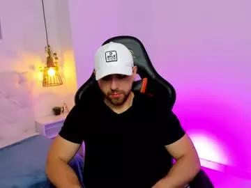 maxiimo_wolf on Chaturbate 